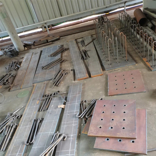 有哪些其他因素会影响自贡预埋件位置的确定？